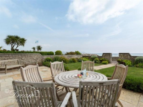 Beach View Apartment 2, WEYMOUTH